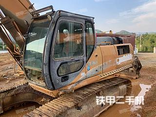 凯斯CX360挖掘机实拍图片