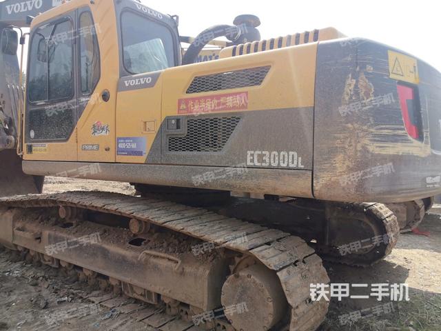 沃爾沃EC240CL清道夫挖掘機(jī)