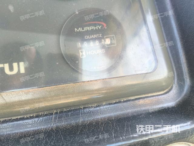玻璃角標(biāo)(推土機(jī)駕駛室) 玻璃角標(biāo)(推土機(jī)駕駛室)