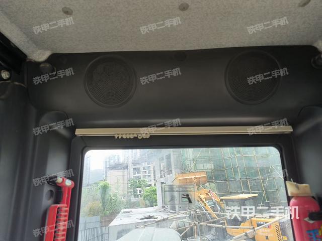 座椅后部(駕駛室部分) 座椅后部(駕駛室部分)