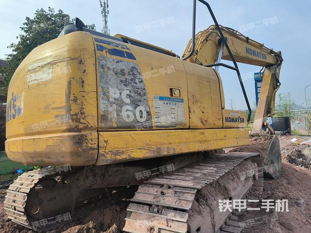 右后45(整机外观) 右后45(整机外观)