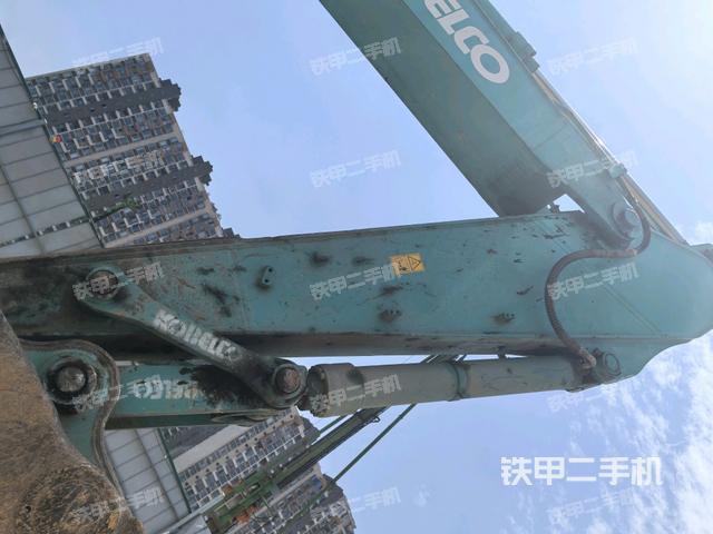 小臂整體左后(工作和回轉(zhuǎn)裝置) 小臂整體左后(工作和回轉(zhuǎn)裝置)