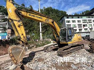 住友SH240-5挖掘機(jī)實(shí)拍圖片