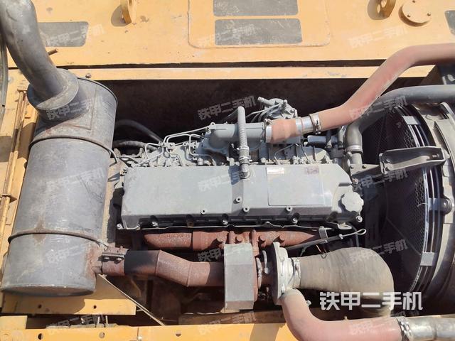 發(fā)動(dòng)機(jī)整體俯視(整機(jī)外觀) 發(fā)動(dòng)機(jī)整體俯視(整機(jī)外觀)
