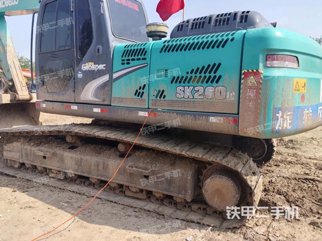 神鋼SK260LC-8挖掘機