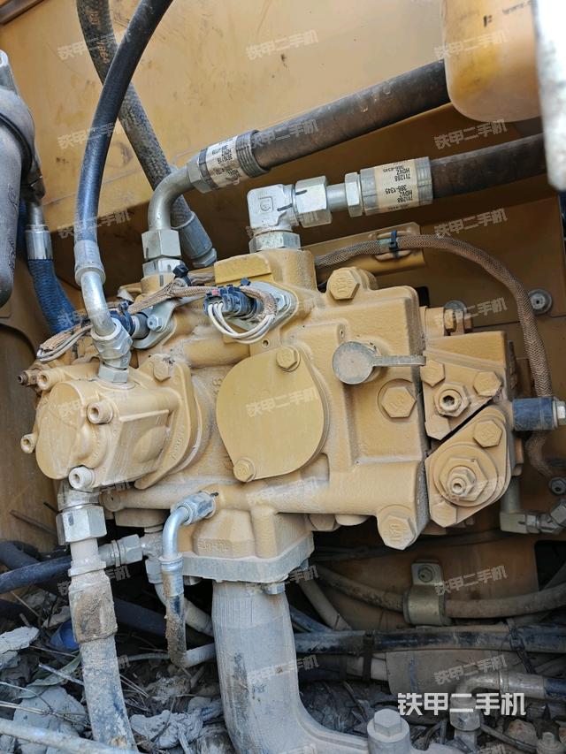 液壓泵室（大件艙室）