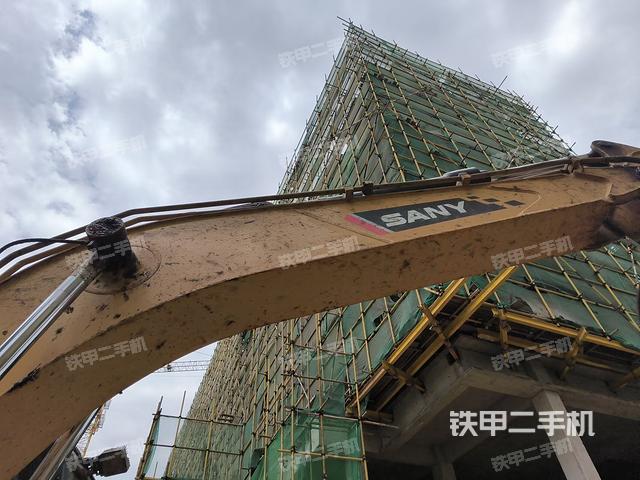 大臂整體?右側(cè)(工作和回轉(zhuǎn)裝置) 大臂整體?右側(cè)(工作和回轉(zhuǎn)裝置)