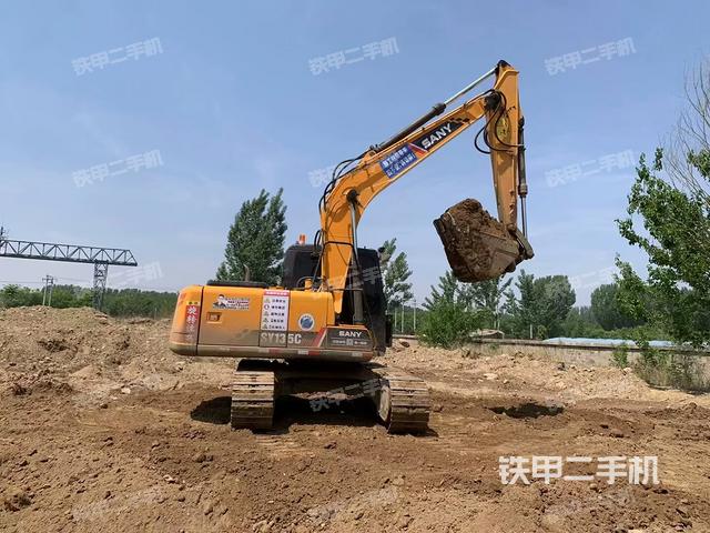 整機(jī)右后45°(整機(jī)外觀) 整機(jī)右后45°(整機(jī)外觀)