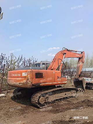 日立ZX230-6挖掘机实拍图片