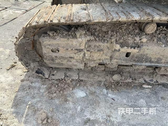 右側(cè)行走馬達蓋板(行走機構(gòu)) 右側(cè)行走馬達蓋板(行走機構(gòu))