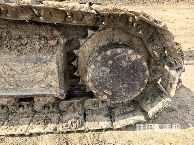 左驅(qū)動輪（行走機構）