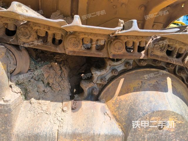 駕駛室操作臺(設(shè)備外觀及核心部件) 駕駛室操作臺(設(shè)備外觀及核心部件)