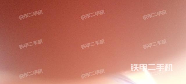 駕駛室頂部(整機外觀) 駕駛室頂部(整機外觀)