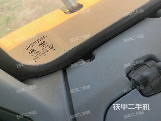 座椅后部（駕駛室部分）