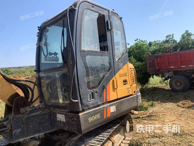 柳工CLG906E挖掘機(jī)