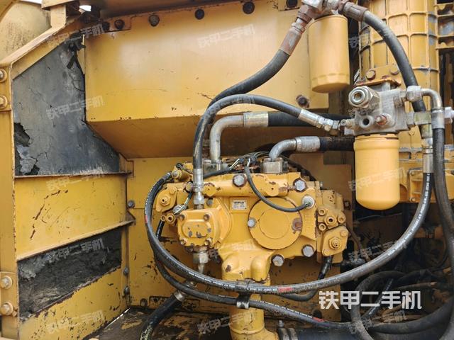 液壓泵室(大件艙室) 液壓泵室(大件艙室)