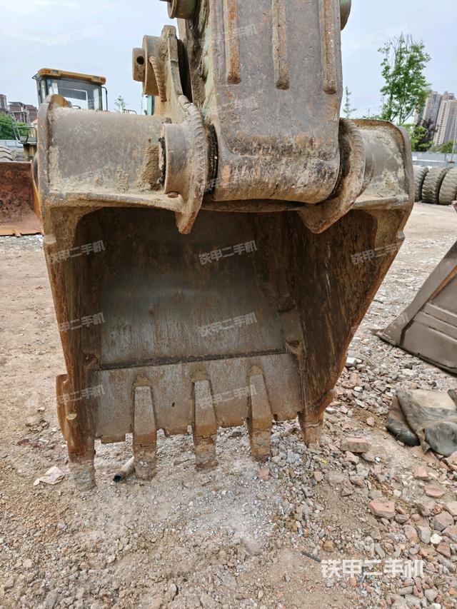 大臂整體?右側(cè)（工作和回轉(zhuǎn)裝置）