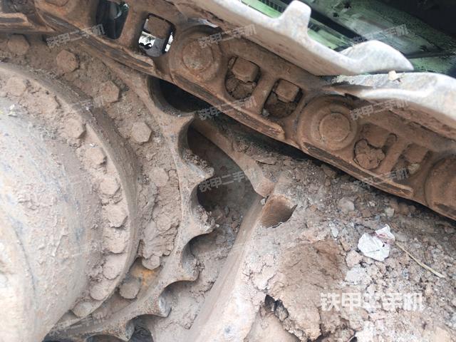 右側行走馬達蓋板(行走機構) 右側行走馬達蓋板(行走機構)