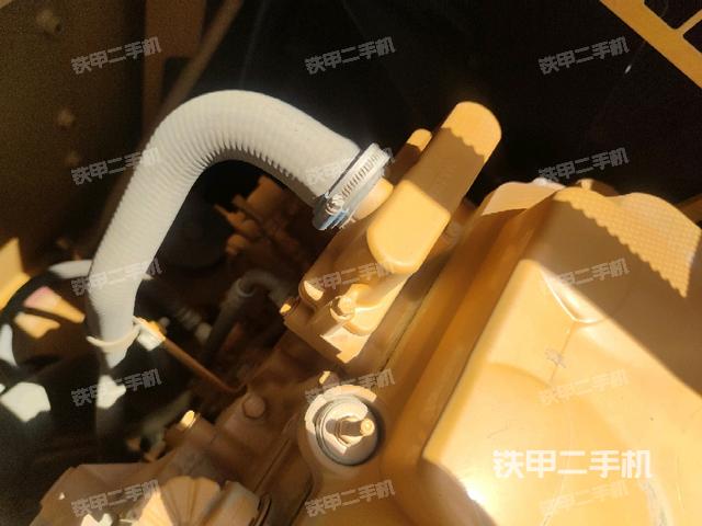 气门室盖螺丝特写(上车部件) 气门室盖螺丝特写(上车部件)