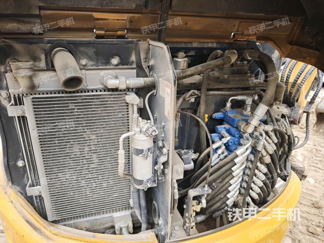 散熱器室(大件艙室) 散熱器室(大件艙室)