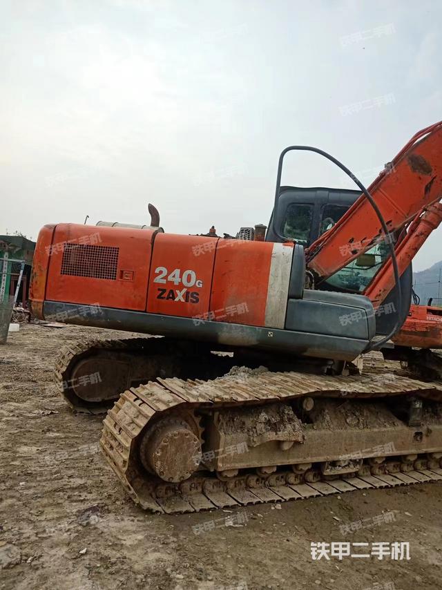 發(fā)動機(jī)整體俯視(整機(jī)外觀) 發(fā)動機(jī)整體俯視(整機(jī)外觀)