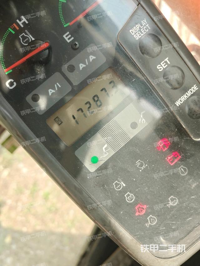 小時(shí)表(駕駛室部分) 小時(shí)表(駕駛室部分)