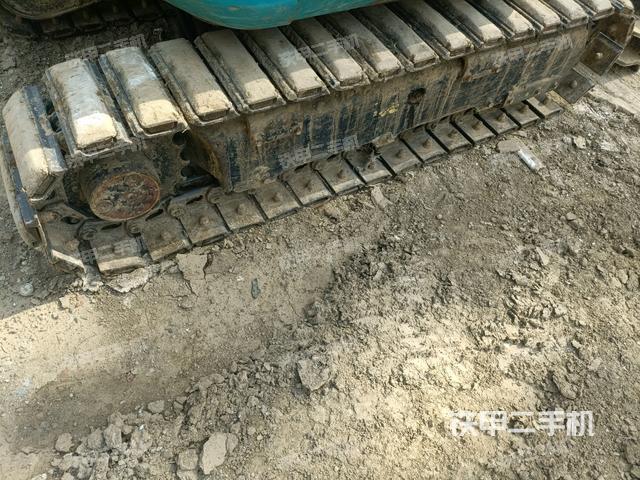 單側(cè)履帶整體（整機(jī)外觀）