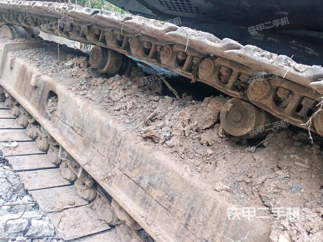 右導向輪(行走機構) 右導向輪(行走機構)