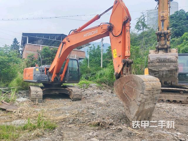 右前45(整機外觀) 右前45(整機外觀)