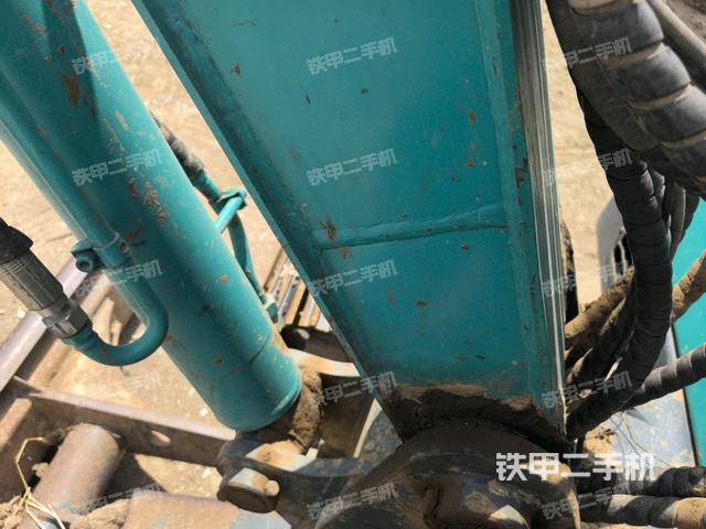 大臂根部?斜（工作和回轉(zhuǎn)裝置）