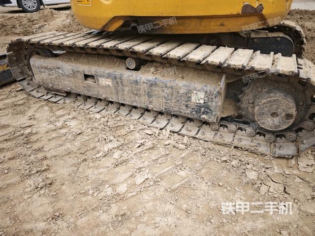 左側(cè)履帶整體?(行走機(jī)構(gòu)) 左側(cè)履帶整體?(行走機(jī)構(gòu))