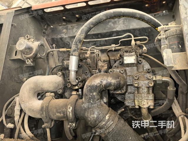 液壓泵室(大件艙室) 液壓泵室(大件艙室)