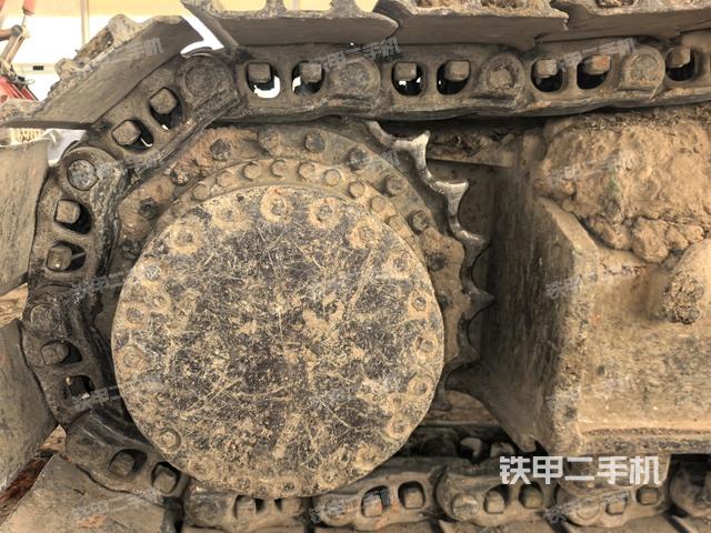 右驅(qū)動輪(行走機構(gòu)) 右驅(qū)動輪(行走機構(gòu))