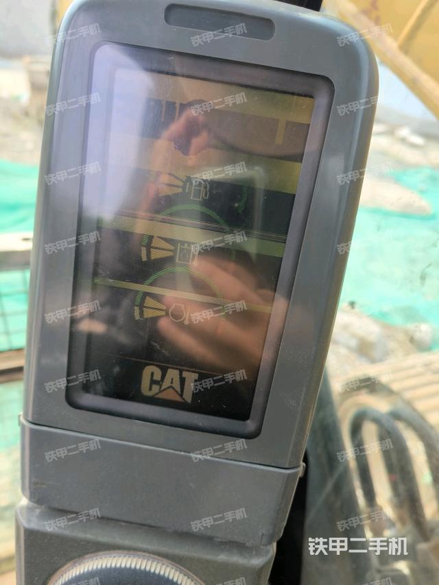 顯示屏?(駕駛室部分) 顯示屏?(駕駛室部分)