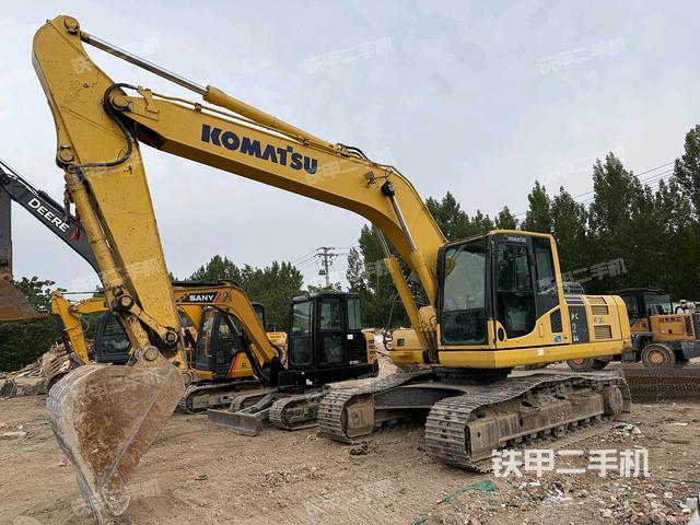 小松PC220-8M0挖掘機