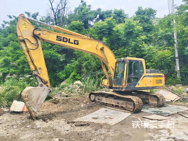 山東臨工E6205F挖掘機(jī)