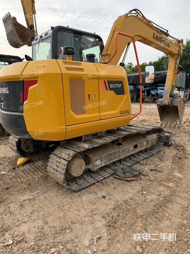 整機右后45°（整機外觀）