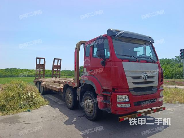 整機(jī)右后45°(設(shè)備外觀及核心部件) 整機(jī)右后45°(設(shè)備外觀及核心部件)