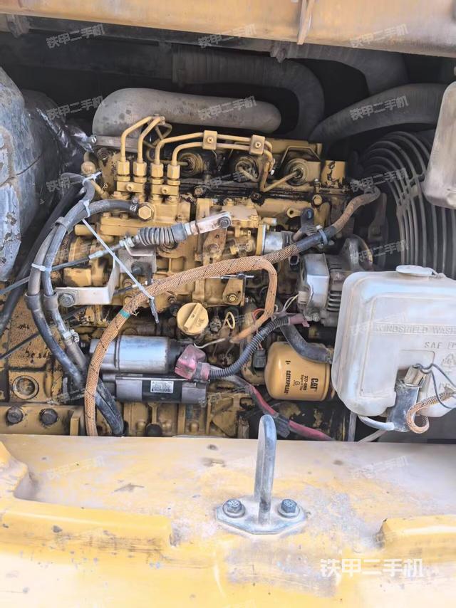 發(fā)動(dòng)機(jī)整體俯視（整機(jī)外觀）