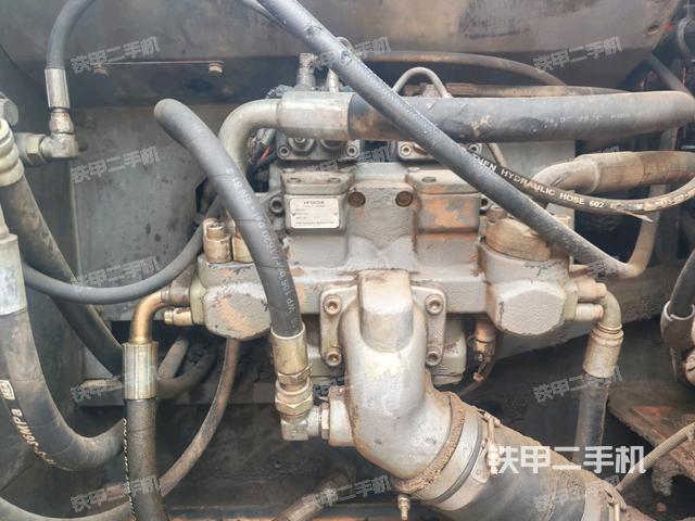 液壓泵室(大件艙室) 液壓泵室(大件艙室)