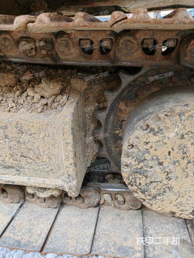 右側(cè)行走馬達(dá)蓋板（行走機(jī)構(gòu)）