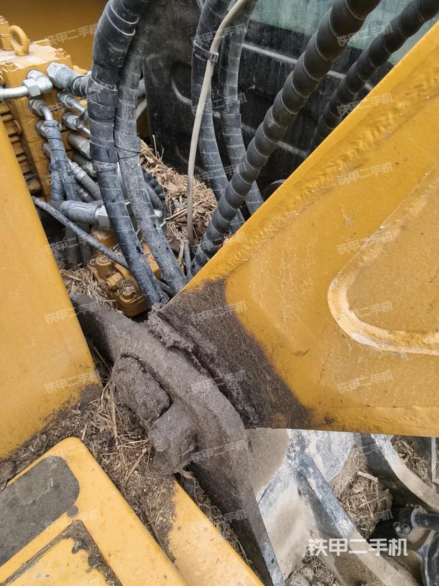 大臂根部?斜(工作和回轉(zhuǎn)裝置) 大臂根部?斜(工作和回轉(zhuǎn)裝置)