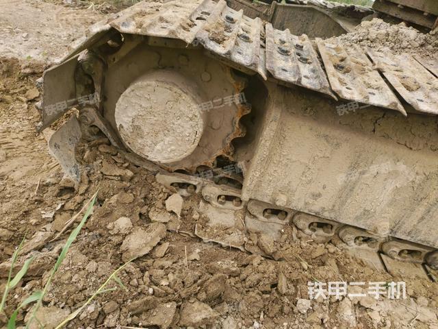 右驱动轮(行走机构) 右驱动轮(行走机构)