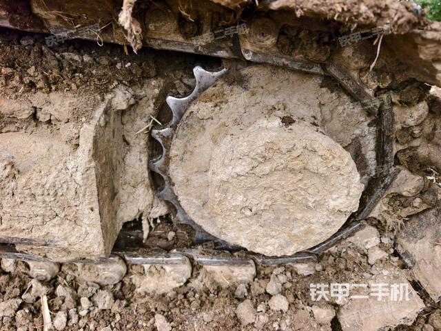 左托鏈輪和鏈筋(行走機(jī)構(gòu)) 左托鏈輪和鏈筋(行走機(jī)構(gòu))