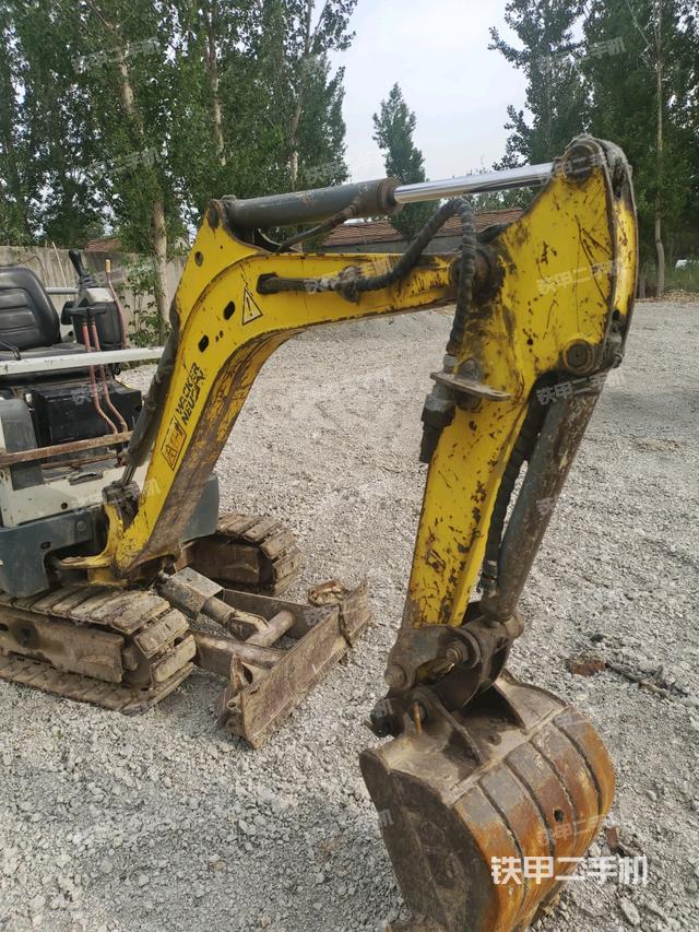 小臂整体左后（工作和回转装置）