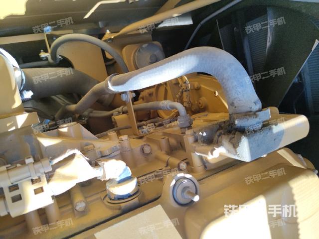 氣門室蓋螺絲特寫(上車部件) 氣門室蓋螺絲特寫(上車部件)