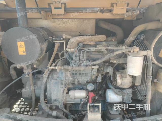 發(fā)動(dòng)機(jī)整體俯視(整機(jī)外觀) 發(fā)動(dòng)機(jī)整體俯視(整機(jī)外觀)