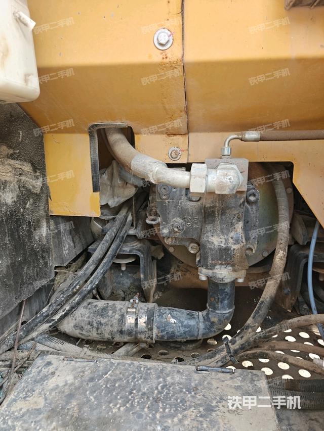 液壓泵室(大件艙室) 液壓泵室(大件艙室)