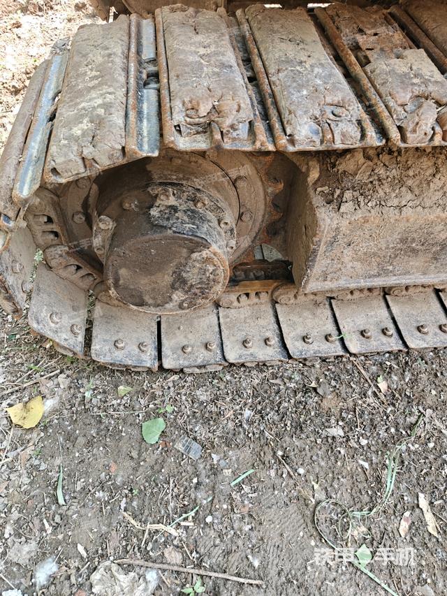 右驅(qū)動(dòng)輪(行走機(jī)構(gòu)) 右驅(qū)動(dòng)輪(行走機(jī)構(gòu))