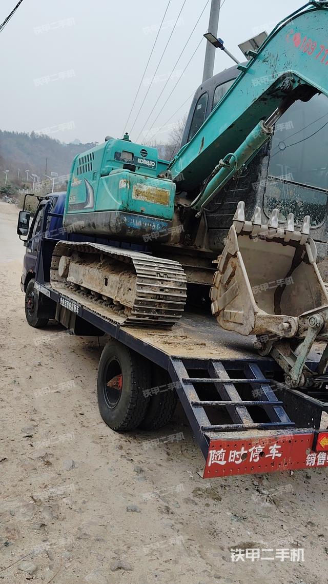 整機(jī)右后45°（設(shè)備外觀及核心部件）